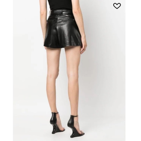 NEW Patrizia Pepe Essential Belted Black Faux Leather High Waist Trouser Shorts - Picture 3 of 13